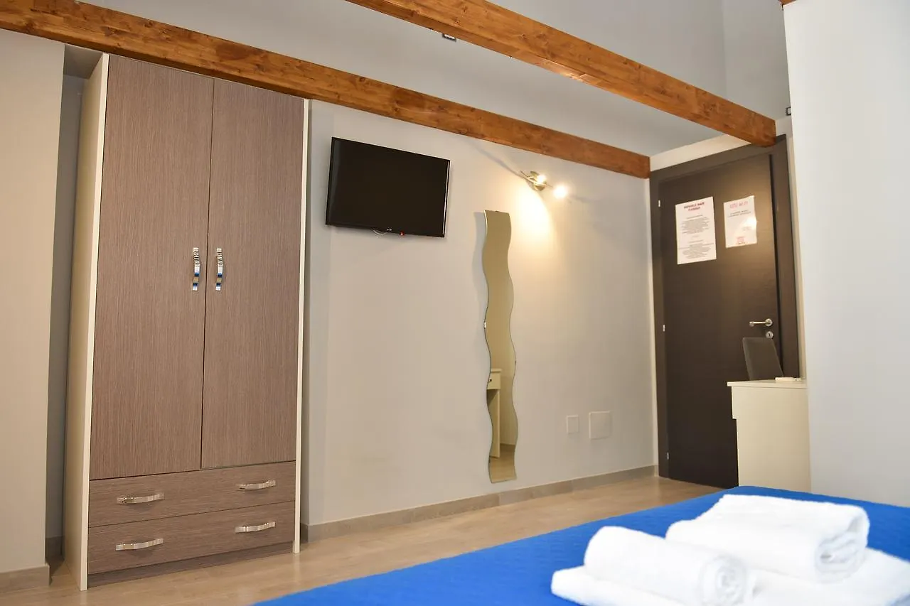 Famigi Bed & Breakfast Naples