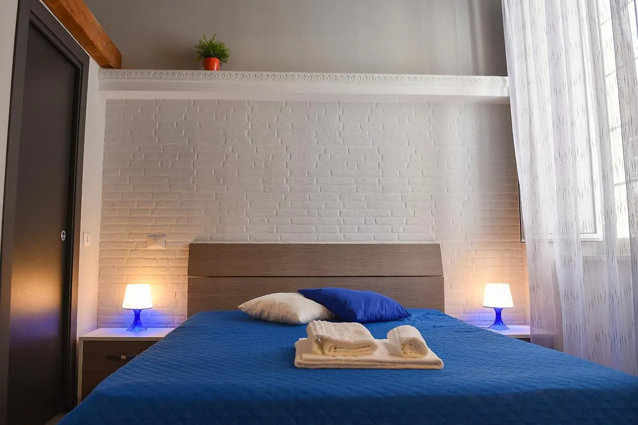 Famigi Bed and Breakfast Νάπολη