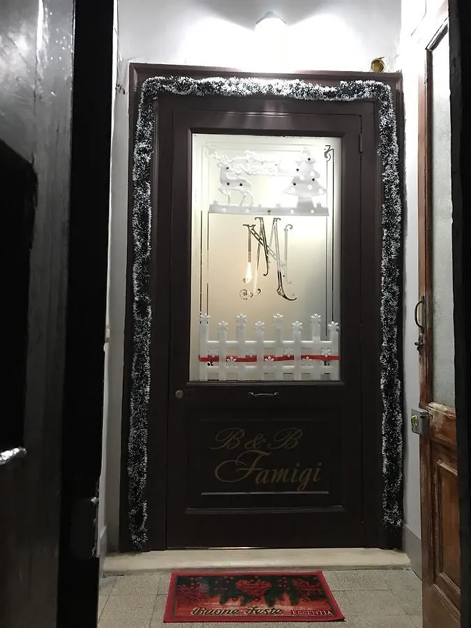 **  Famigi Bed & Breakfast Naples Italy